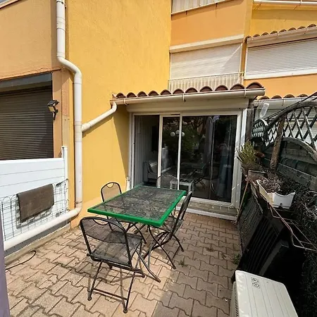 Le Begonia, A 100m De La Apartament *