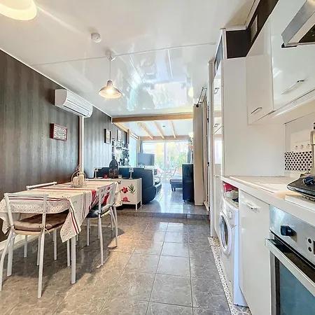 Apartament Le Begonia, A 100m De La